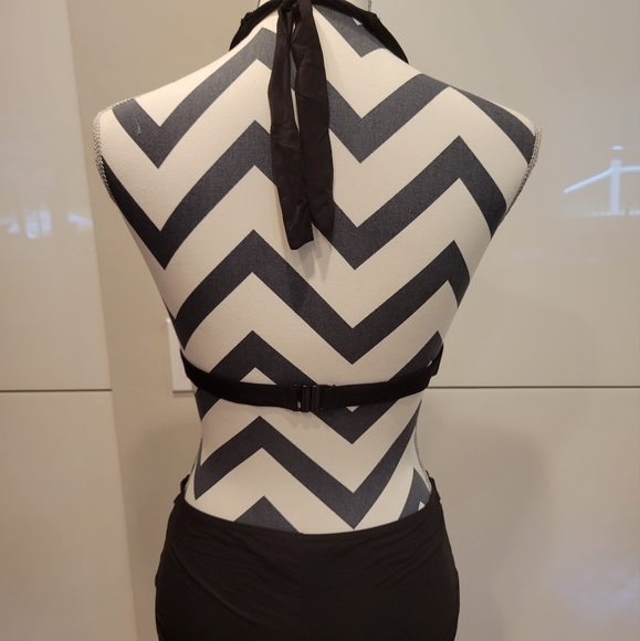 CALVIN KLEIN BIKINI SIZE LARGE - Picture 5 of 5